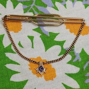 Vintage 1/20 12K Gold Masonic Tie Clasp Bar with Chain and Enamel Charm